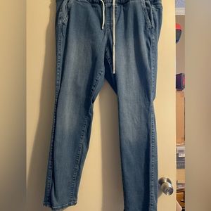 Torrid boyfriend jeans size 1 (14-16)